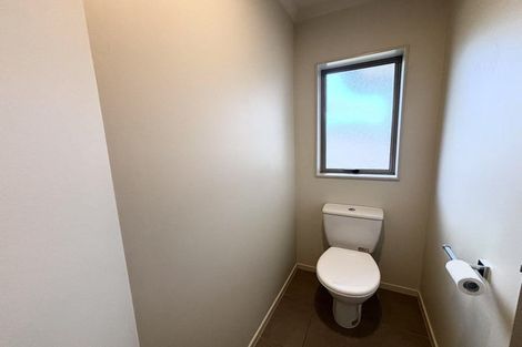 Photo of property in 13 Finbar Close, Flat Bush, Auckland, 2019