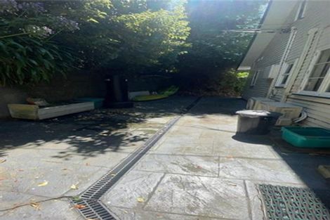 Photo of property in 4/39 Grafton Road, Roseneath, Wellington, 6011