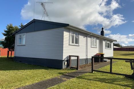 Photo of property in 16 Crathie Crescent, Tokoroa, 3420