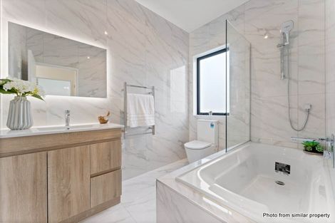 Photo of property in 4 Puwha Street, Massey, Auckland, 0614