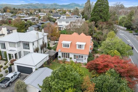 Photo of property in 2 Royds Street, Fendalton, Christchurch, 8014