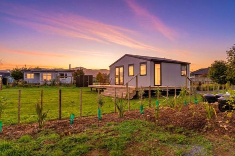 Photo of property in 40 Garth Road, Levin, 5571