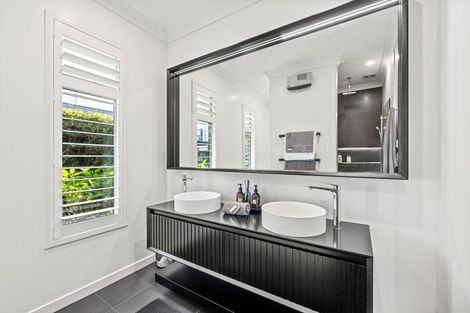 Photo of property in 77 Perry Street, Papanui, Christchurch, 8053