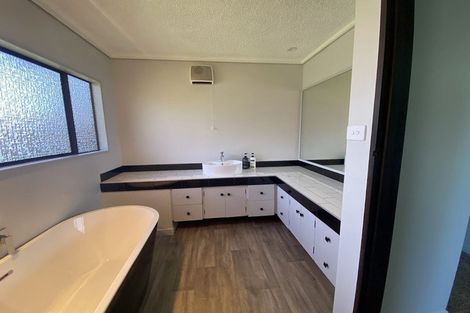 Photo of property in 17a Gaisford Terrace, Waipukurau, 4200