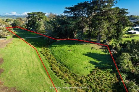 Photo of property in 10 Hull Road, Waiuku, 2123