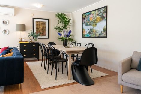 Photo of property in Highwic, 32u9 Hobson Street, Thorndon, Wellington, 6011