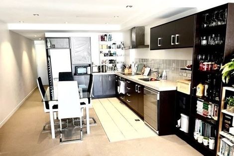 Photo of property in Monument Apartments, 4g/245 Wakefield Street, Te Aro, Wellington, 6011