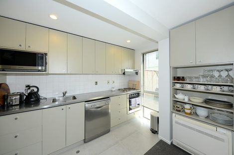 Photo of property in 9/868 Colombo Street, Christchurch Central, Christchurch, 8013