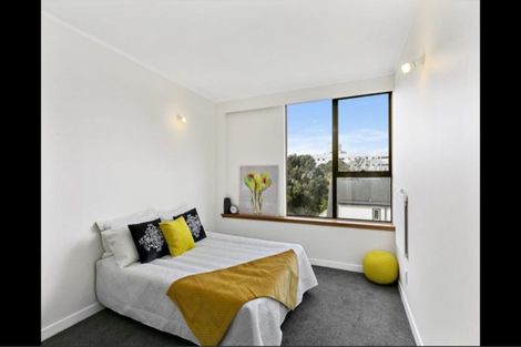 Photo of property in Hobson Court Flats, 27/70u Hobson Street, Thorndon, Wellington, 6011