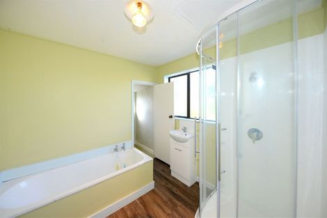 Photo of property in 112 Randolph Street, Woolston, Christchurch, 8062