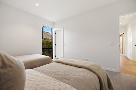 Photo of property in 1 Wanderer Lane, Jacks Point, Queenstown, 9371