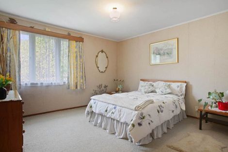 Photo of property in 70 Lake Road, Northcote, Auckland, 0627
