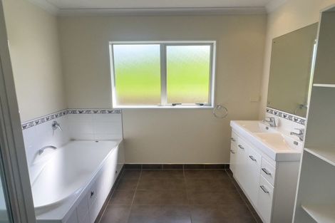 Photo of property in 118d Barnaby Road, Tuakau, 2121