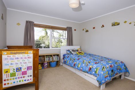 Photo of property in 6 Dolbear Street, Titirangi, Auckland, 0604