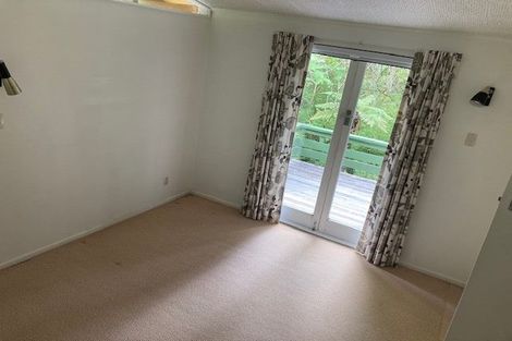 Photo of property in 202 Konini Road, Titirangi, Auckland, 0604