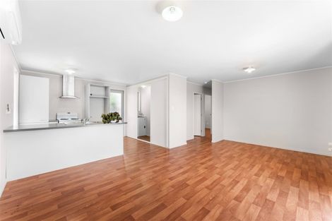 Photo of property in 10 Te Kanawa Crescent, Henderson, Auckland, 0610