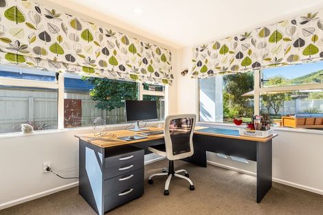Photo of property in 44 He Awa Crescent, Waikanae, 5036