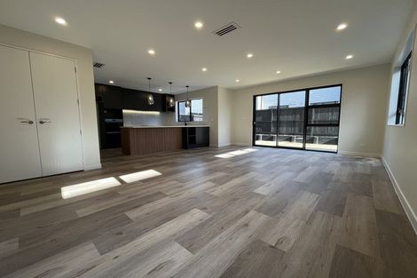 Photo of property in 13 Babos Avenue, Kumeu, 0810