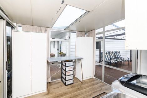 Photo of property in 44 Kaimanawa Street, Kelvin Grove, Palmerston North, 4414