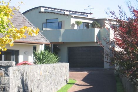 Photo of property in 35 Starlight Cove, Hobsonville, Auckland, 0618