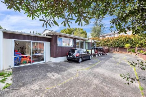 Photo of property in 4202a/2 Great North Road, Glendene, Auckland, 0602