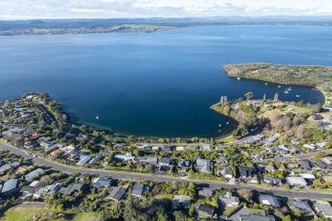 Photo of property in 64 Wakeman Road, Acacia Bay, Taupo, 3330