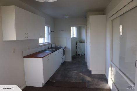 Photo of property in 11 Trist Place, Edgeware, Christchurch, 8013