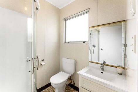 Photo of property in 150 Dowse Drive, Maungaraki, Lower Hutt, 5010
