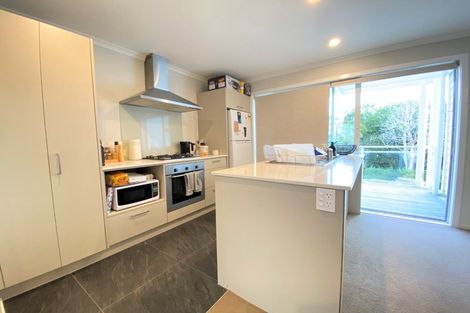 Photo of property in 22 Fernly Rise, Flat Bush, Auckland, 2019