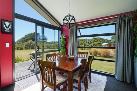 Photo of property in 367 Oreti Road, Otatara, Invercargill, 9879