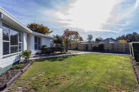 Photo of property in 51 Gibbs Drive, Woodend, 7610