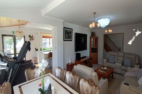 Photo of property in 58 Carnoustie Drive, Wattle Downs, Auckland, 2103