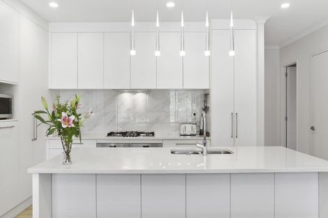 Photo of property in 8 Pheasant Close, Stanmore Bay, Whangaparaoa, 0932