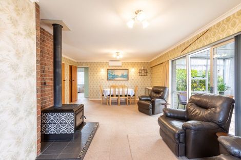 Photo of property in 2a Hunter Street, Dannevirke, 4930