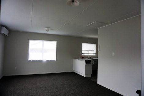 Photo of property in 2/434 Gloucester Street, Taradale, Napier, 4112