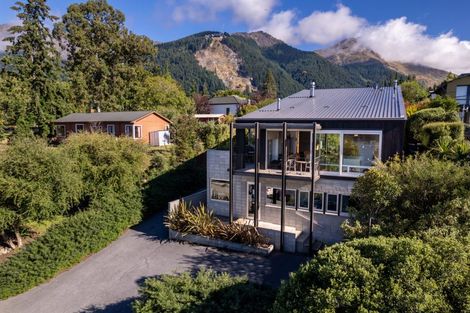 Photo of property in 44-46 Park Street, Queenstown, 9300