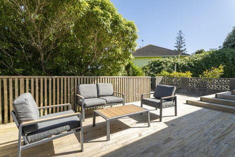 Photo of property in 1 The Spinney, Titahi Bay, Porirua, 5022