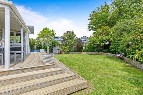 Photo of property in 63 Sylvia Road, Hillcrest, Auckland, 0627