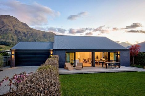 Photo of property in 20 Banbury Terrace, Lower Shotover, Queenstown, 9304