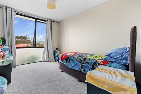 Photo of property in 1/21 Sarajevo Place, Massey, Auckland, 0614