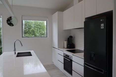 Photo of property in 73 Warman Road, Okura, Auckland, 0792