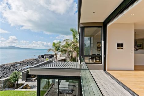 Photo of property in 33 Kitchener Road, Takapuna, Auckland, 0622