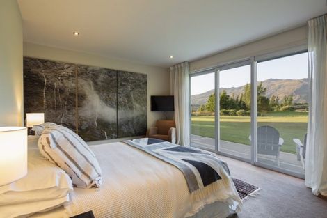 Photo of property in 122 Slope Hill Road, Lake Hayes, Queenstown, 9371
