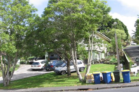 Photo of property in 39 Kemp Road, Massey, Auckland, 0614