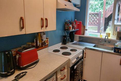 Photo of property in 9 Highbury Road, Highbury, Wellington, 6012