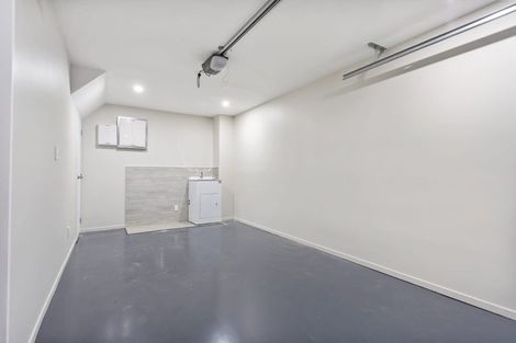 Photo of property in 13 Millcroft Lane, Ranui, Auckland, 0612