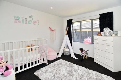 Photo of property in 35 Candy Crescent, Kaiapoi, 7630