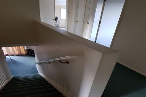 Photo of property in 164a Newlands Road, Newlands, Wellington, 6037