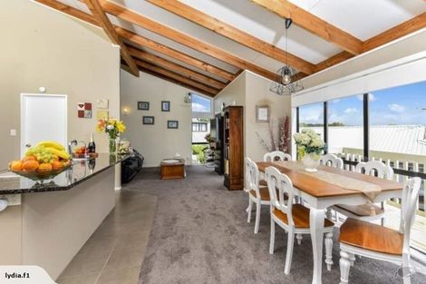 Photo of property in 10 Unsworth Drive, Unsworth Heights, Auckland, 0632