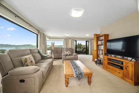 Photo of property in 35 Taharepa Road, Hilltop, Taupo, 3330